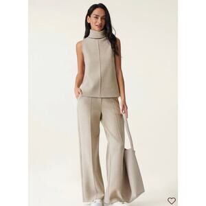 New OGL FuzzLuxe High Waisted Straight Leg Pant Medium